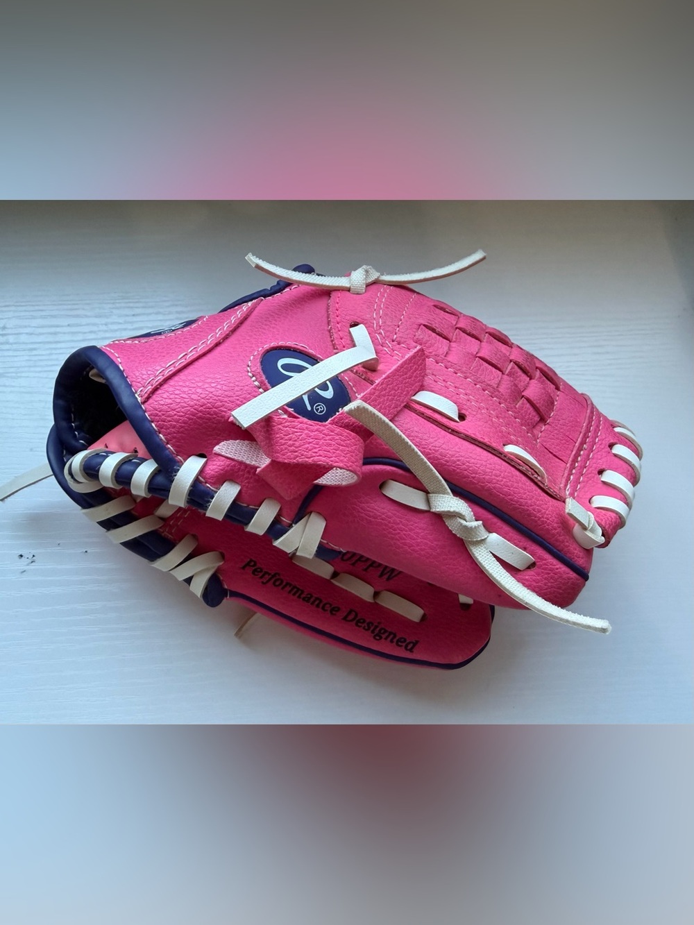 Rawlings Players Series PL90PPW Pink Baseball Softball Glove Basket-Web Youth RH